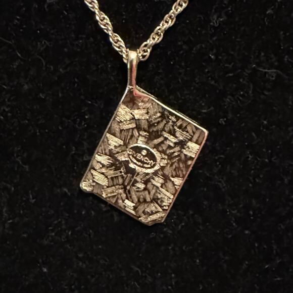 Givenchy 4G Logo Necklace Gold Tone Pendant Stamped 16” - Picture 4 of 6
